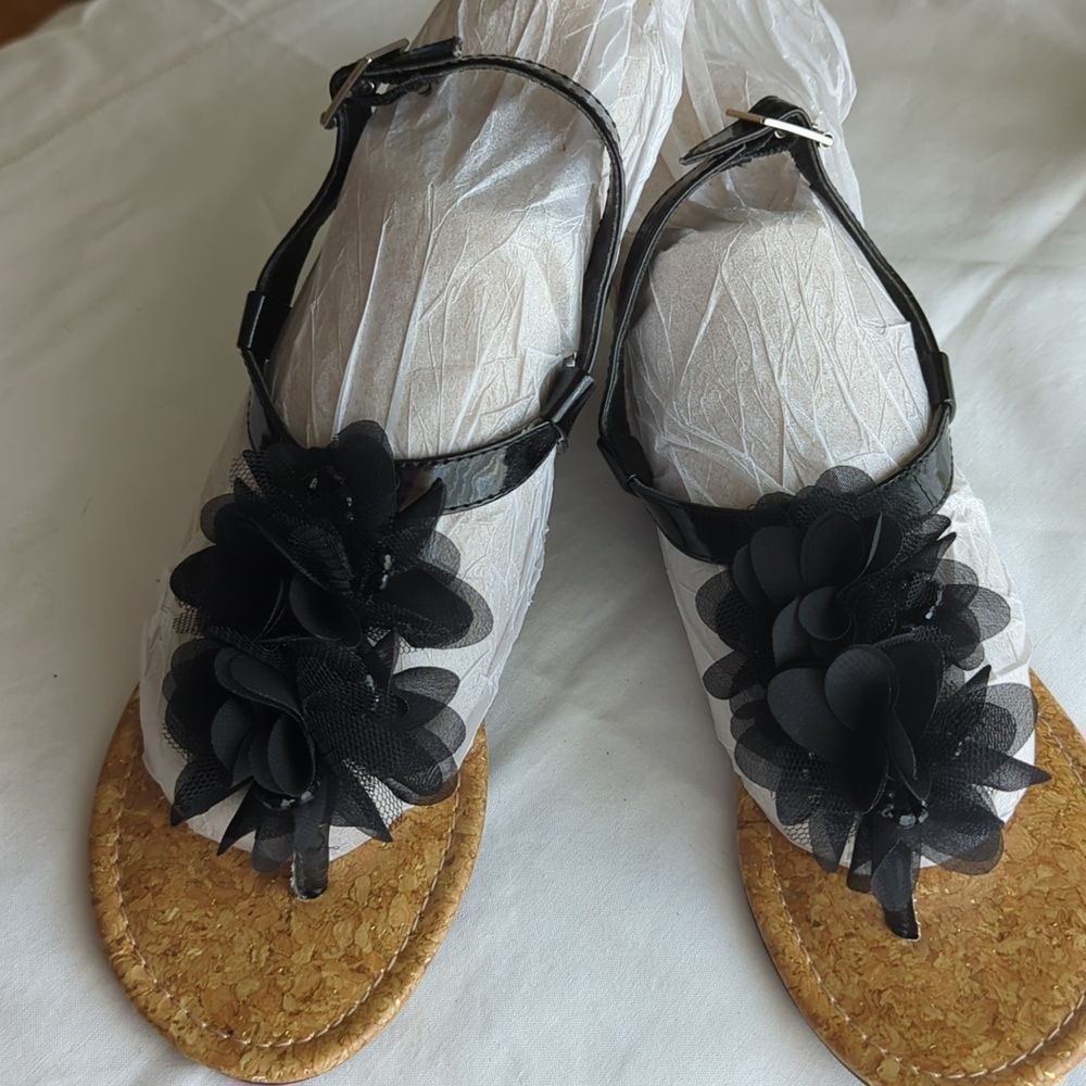 Sandals  - Picture 3 of 5